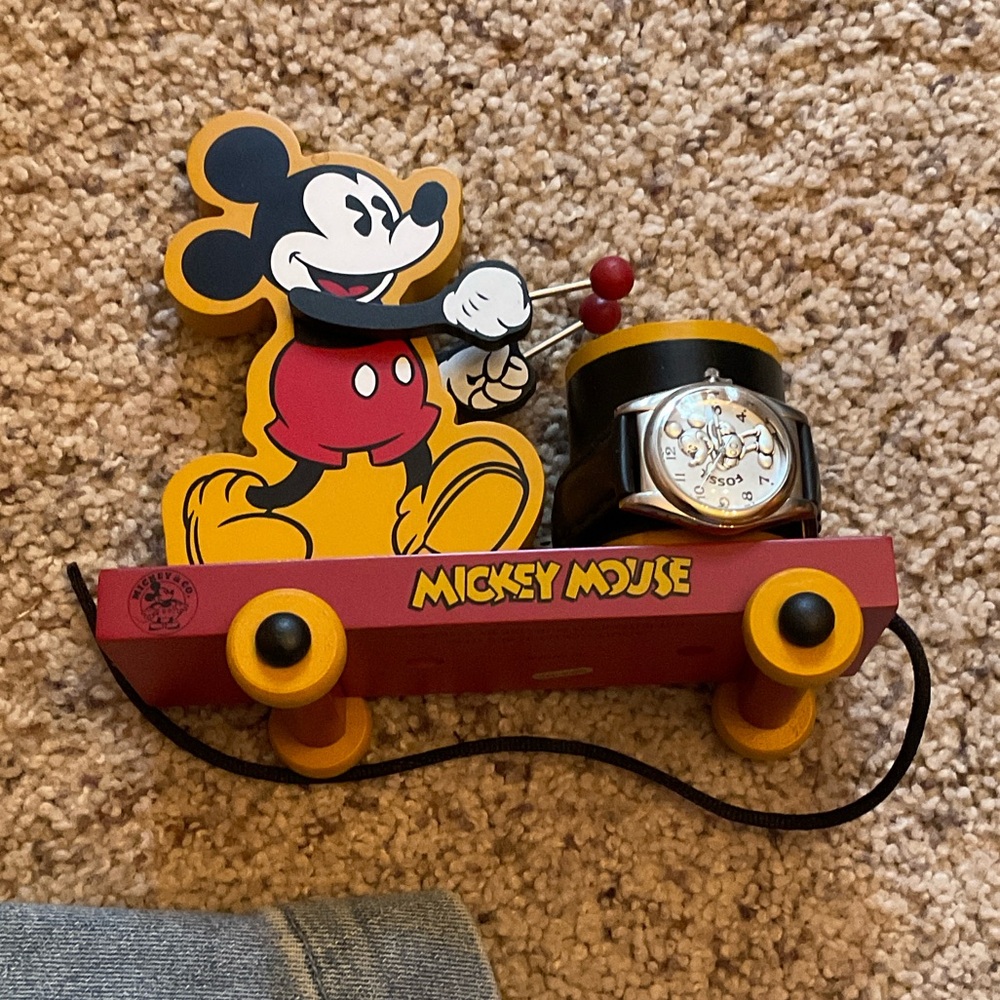 Mickey Mouse collectors Watch and wood toy - Picture 1 of 6